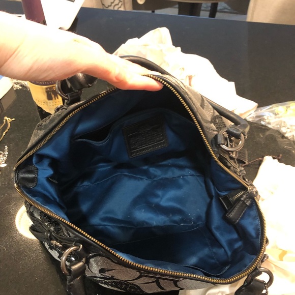 Coach Bag - Picture 2 of 4